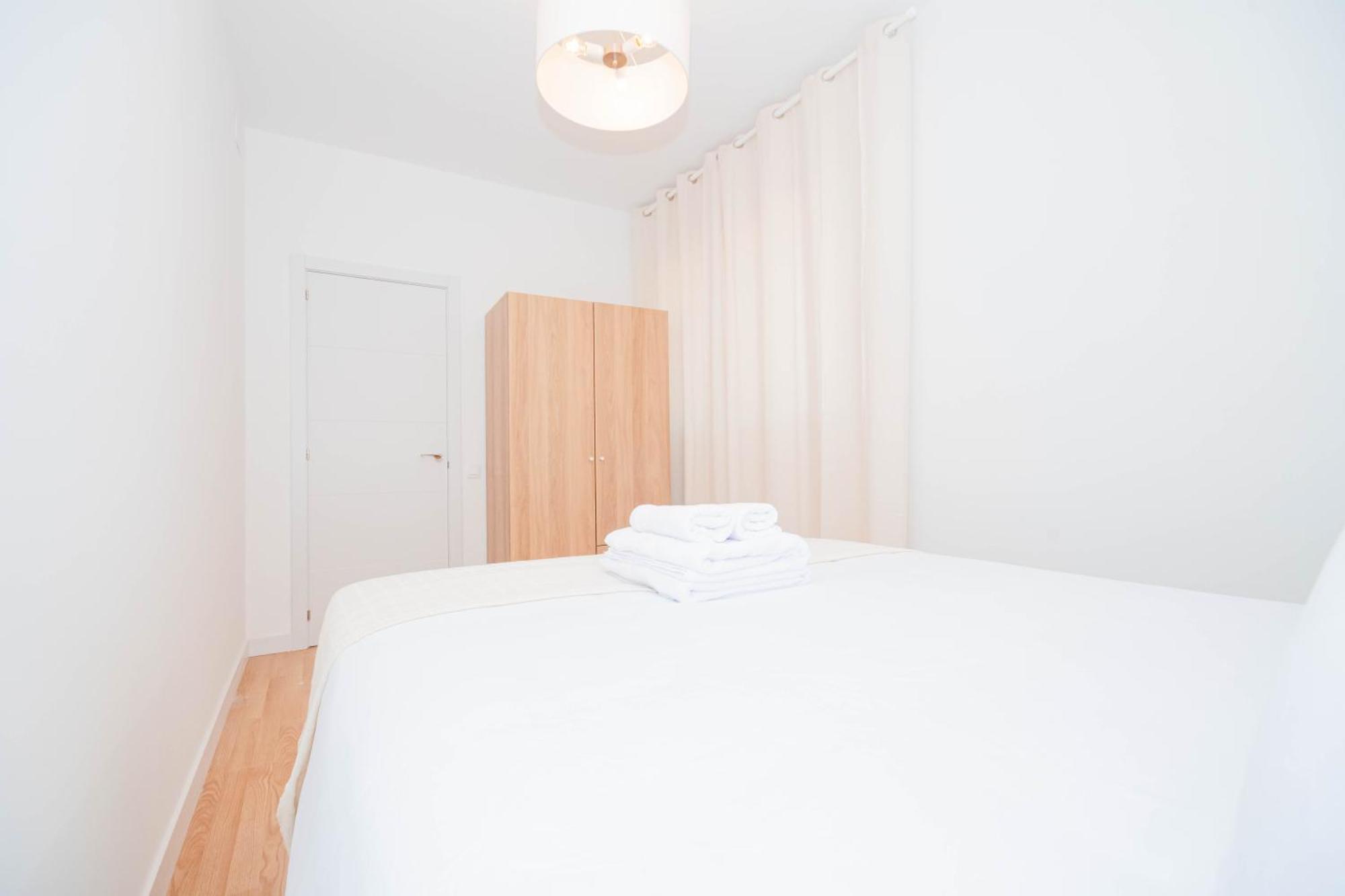 For You Rentals Cozy And Charming 3-Bedroom Apartment Temporal In Madrid Asr18 Екстер'єр фото